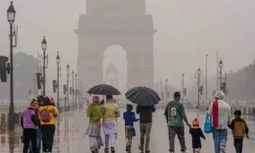 Breezy weather in Delhi; more rain likely