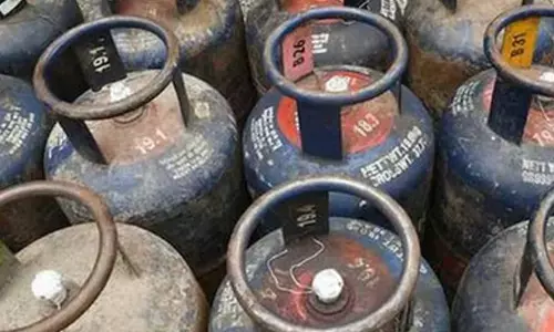 Gujarat residents report timely LPG deliveries as govt dismisses shortage rumours