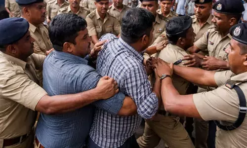 Clash between GRP, Excise team at Katihar station raises questions on liquor ban enforcement
