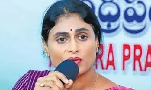 Sharmila terms job calendar ‘deceptive’, demands mass recruitment