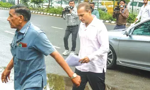 CBI questions Anil Ambani for over 7 hours CBI questions Anil Ambani for over 7 hours