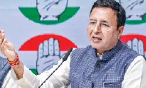 JD(S) alleges fund misuse; targets Surjewala, Cong leadership JD(S) alleges fund misuse; targets Surjewala, Cong leadership