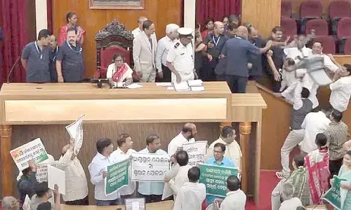 Assembly stalled by Oppn again demanding Mahaling’s resignation