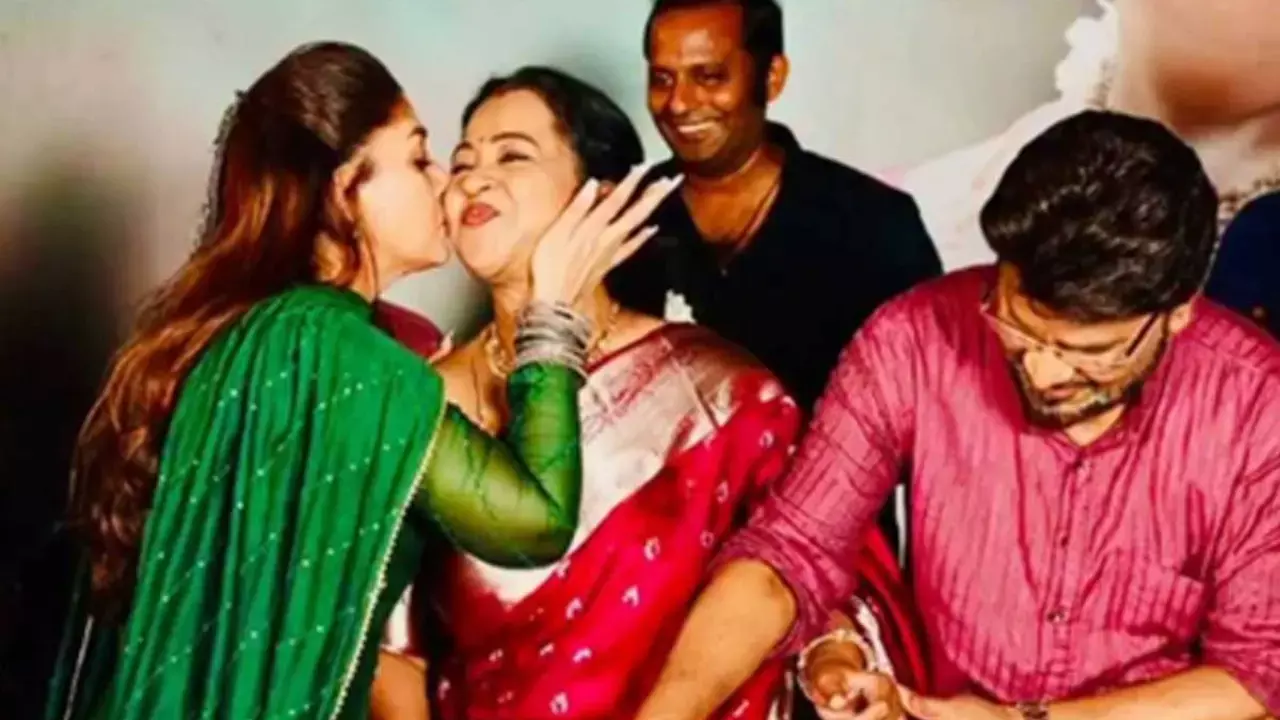 Nayanthara pleasantly surprises Radhika; Celebrates Radhikas completion of 40 years in the film industry Nayanthara pleasantly surprises Radhika; Celebrates Radhikas completion of 40 years in the film industry