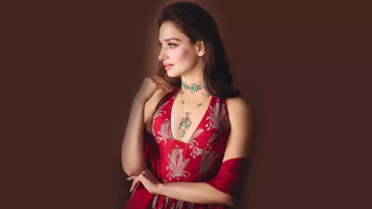 Tamannaah Bhatia stuns on ramp