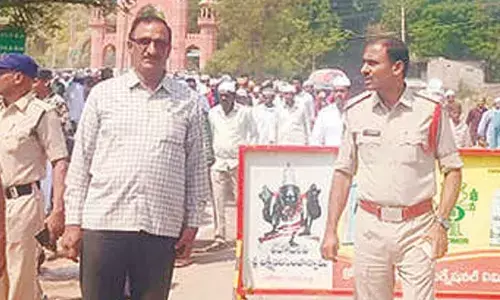 Security tightened in Nandyal dist for Ramzan festival Security tightened in Nandyal dist for Ramzan festival