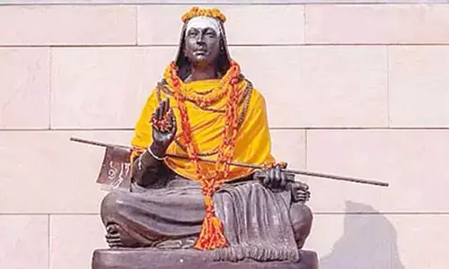 Architecture of words: Literary traditions as instruments of thought Architecture of words: Literary traditions as instruments of thought