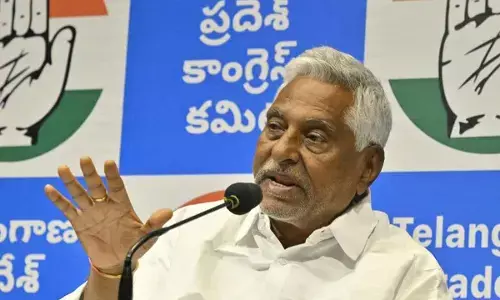 Congress leader Jeevan Reddy to Decide on Political Future on 25 March Congress leader Jeevan Reddy to Decide on Political Future on 25 March