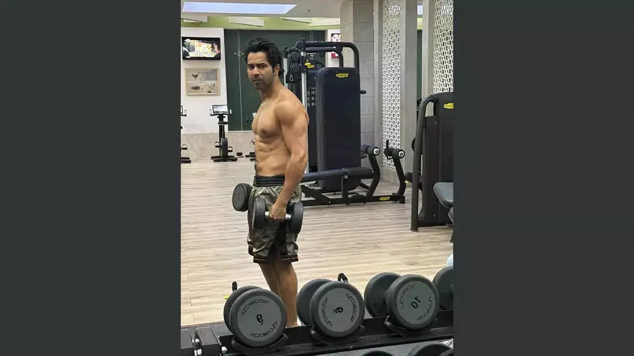 Varun Dhawan flexes fitness
