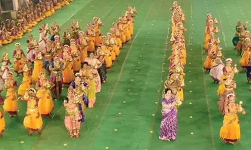 500 artistes showcase Andhra Natyam