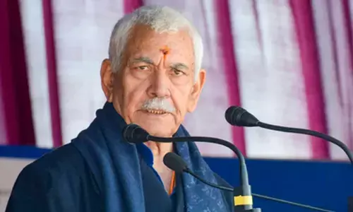 J&K L-G asks stakeholders to collaborate to build strong professional community