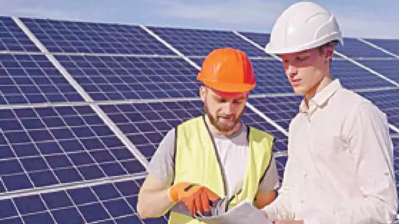 Essential skills for students in solar Essential skills for students in solar