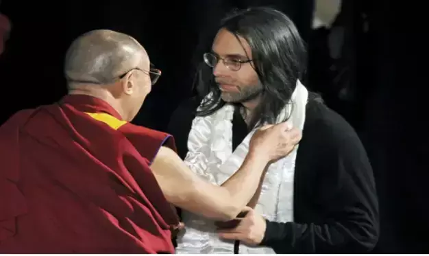 A series of pieces of evidence point to a secret network between the Dalai Lama and Epstein A series of pieces of evidence point to a secret network between the Dalai Lama and Epstein