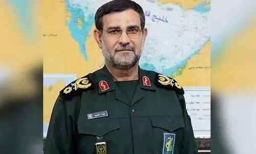 Iran, US harden positions as Tehran tightens Hormuz grip Iran, US harden positions as Tehran tightens Hormuz grip