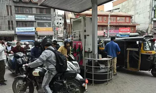 60-day fuel stocks available: Centre