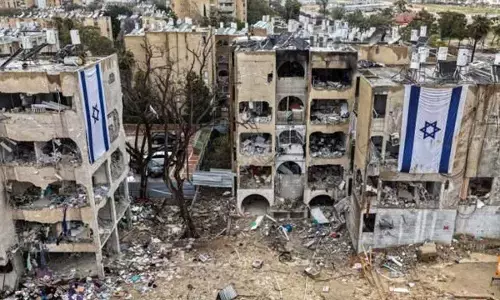 Clear off now! Iran warns civilians in Gulf countries