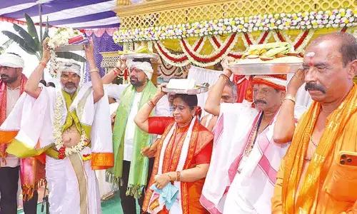 Held Sita-Rama Kalyanam with religious fervour at Vemulawada