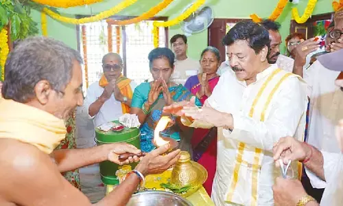 Minister takes part in Navami festivities Minister takes part in Navami festivities