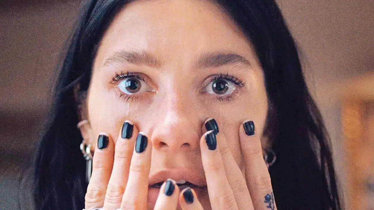 A stylish yet frustrating psychological horror A stylish yet frustrating psychological horror