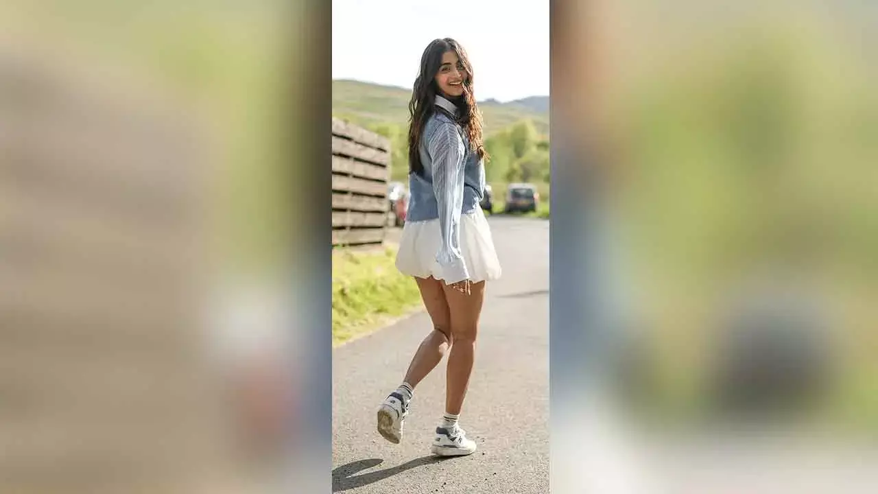 Pooja Hegde starts dubbing for her Bollywood biggie Pooja Hegde starts dubbing for her Bollywood biggie