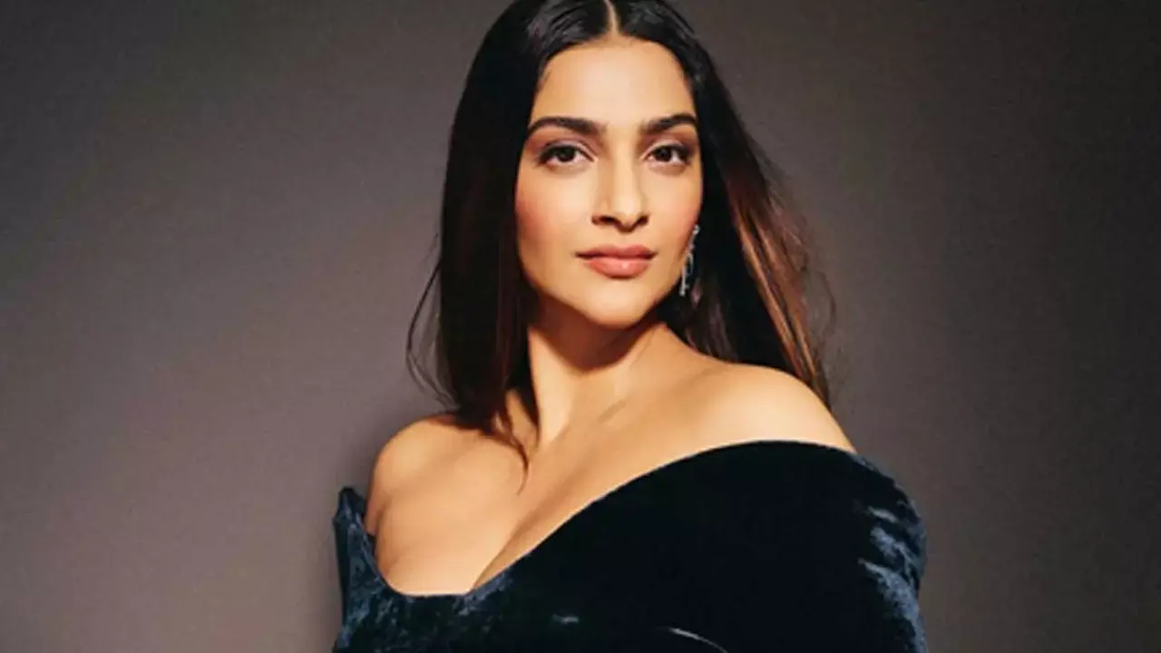 Sonam Kapoor welcomes her second son: Elder brother Vayu is overjoyed