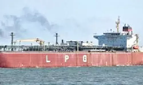 2 India-bound LPG tankers cross Hormuz
