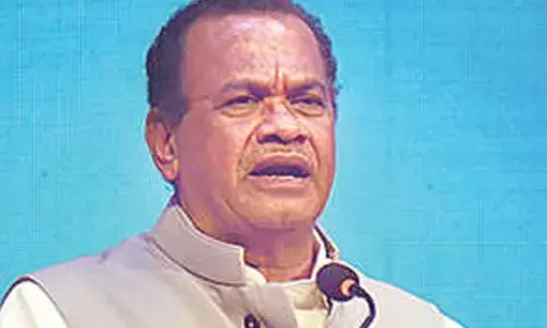 TG giving top priority to education: Komatireddy