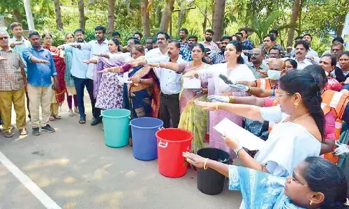 ‘No Bins–No Trade’ campaign prods traders to adopt sustainable ways