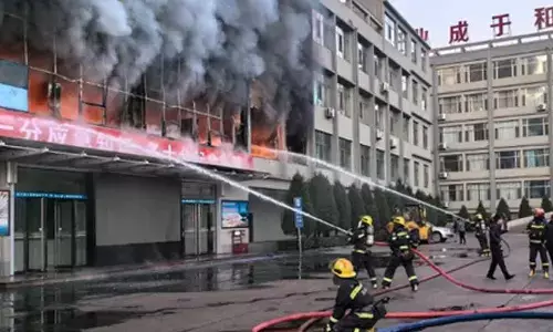 Three dead after massive building fire in Chinas Shanxi