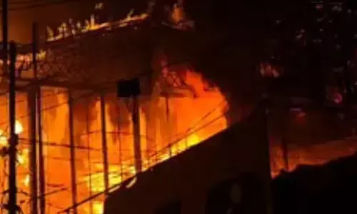 Delhi Fire In Bhajanpura Leaves Four Injured After Residents Jump To Escape Flames