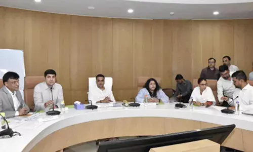 Gujarat Dy CM reviews gas supply, worker support in South Gujarat amid global disruptions