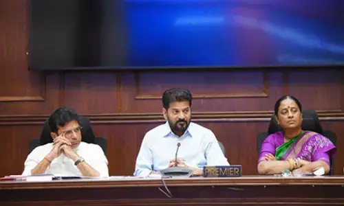 Telangana CM orders expansion of ghats for Godavari Pushkaram