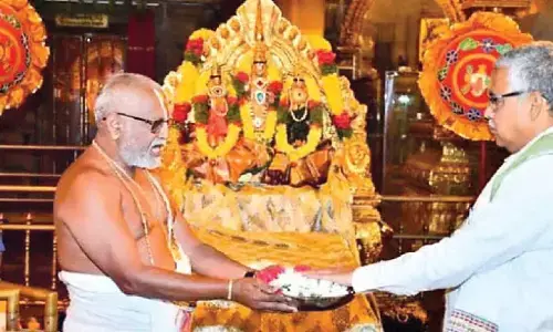 Yadagirigutta temple sees heavy footfall on auspicious Ekadashi Yadagirigutta temple sees heavy footfall on auspicious Ekadashi