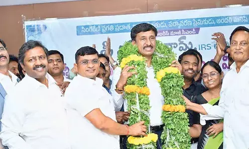 Former SCCL CMD Balaram felicitated for leadership and public service