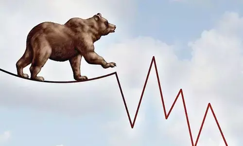 Hit by war, oil, fund outflows, markets end year in red Hit by war, oil, fund outflows, markets end year in red