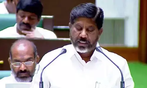 Assembly Passes Unanimous Resolution: Centre urged to take steps to end Gulf war