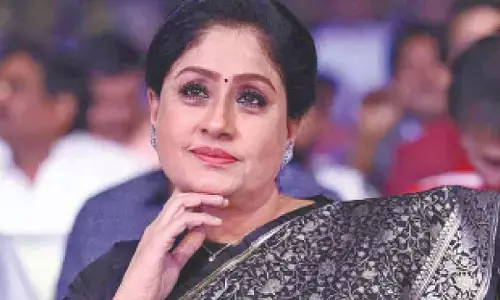 Vijayashanti seeks fulfilment of promises to TG activists