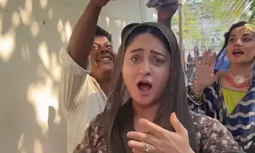 Mahhi Vij channels her inner Sridevi as she recreates ‘Naam Mera Premkali’ with ‘Seher’ cast
