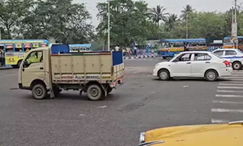 Rain, thunderstorms to continue in Kolkata, south Bengal; Orange Alert in 7 districts