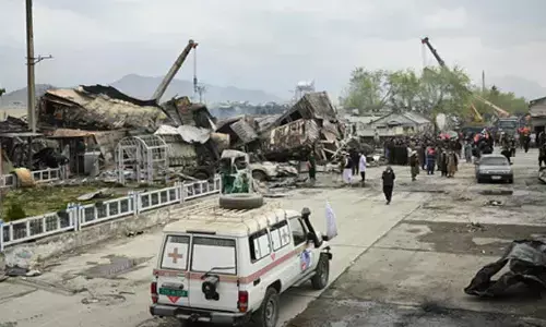 Jirga urges Pakistan, Afghanistan to stop border clashes, resolve differences through dialogue Jirga urges Pakistan, Afghanistan to stop border clashes, resolve differences through dialogue