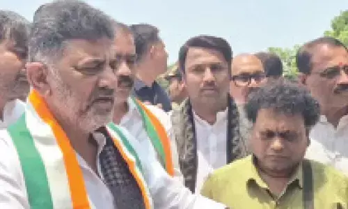 Centre replacing Ujjwala scheme with ‘firewood model’, alleges DKS Centre replacing Ujjwala scheme with ‘firewood model’, alleges DKS