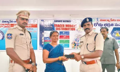 Police restore 106 lost phones to owners