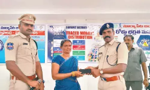 Police restore 106 lost phones to owners