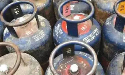 Commercial LPG hiked by Rs 195