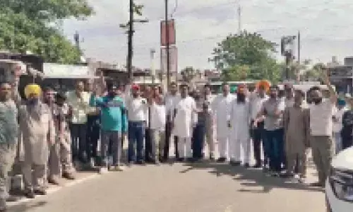 Protests erupt at HP borders with Pb, Har over entry tax hike; traffic hit