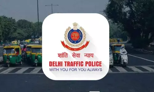 Traffic police cracks down on fake no-entry permits