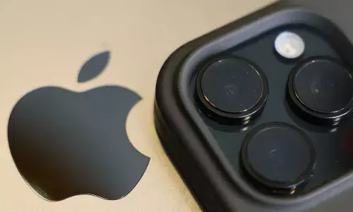 Apple Issues Rare iOS 18.7.7 Update to Shield Older iPhones from DarkSword Threat