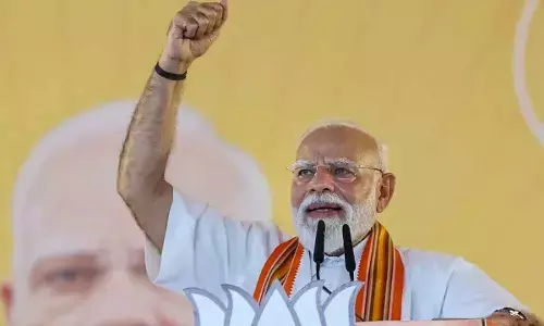 Modi sees saffron wave in Kerala; says people fed up with UDF-LDF