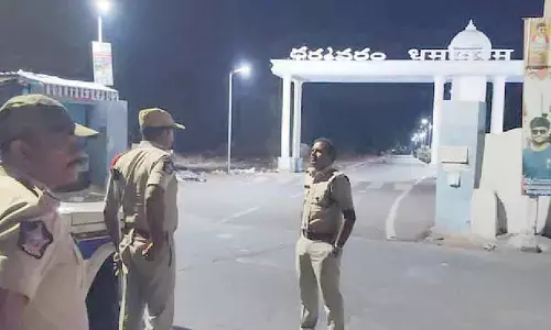 SP inspects Dharmavaram Sub-Division police station