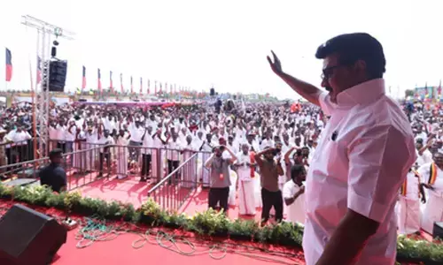 Stalin campaigns in TNs Virudhunagar, targets Palaniswami for spreading baseless allegations
